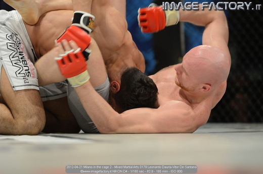 2012-04-21 Milano in the cage 2 - Mixed Martial Arts 0179 Leonardo Dauria-Vitor De Santana